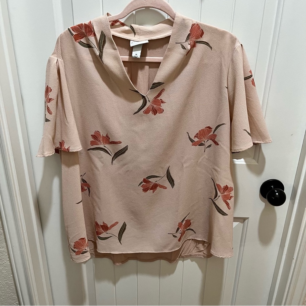 Floral V-Neck Plus Size Blouse - Pink 1X